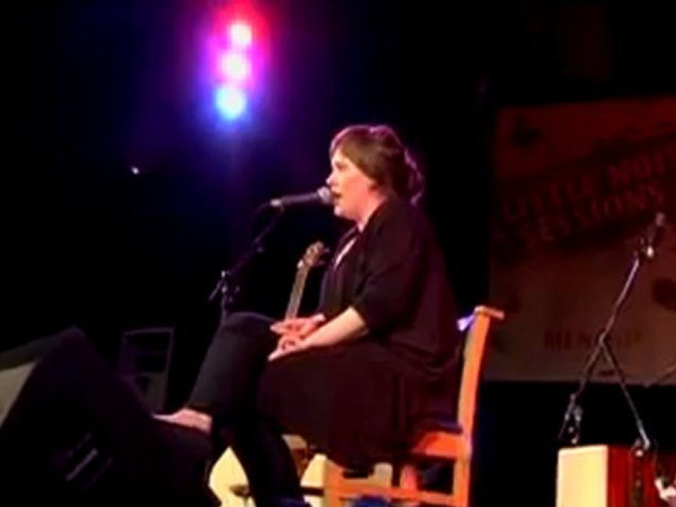 Adele - Little Noise Sessions, Union Chapel (22nd November, 2007)