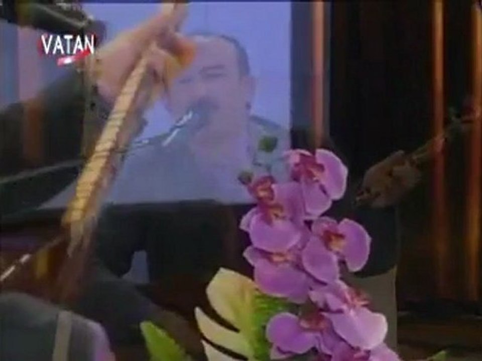 Neşet Abalıoğlu ~ Güzelliğin On Para Etmez