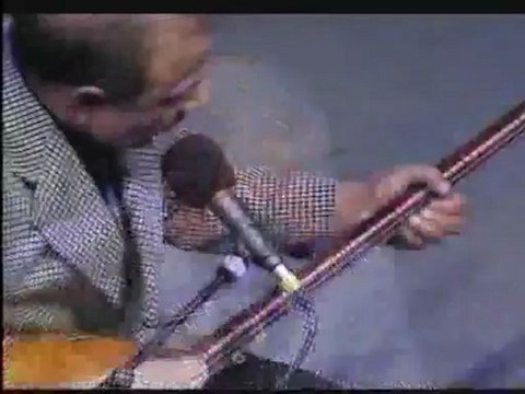 Neşet Ertaş ~ Bıraktın Yalnız Gurbet Ellere