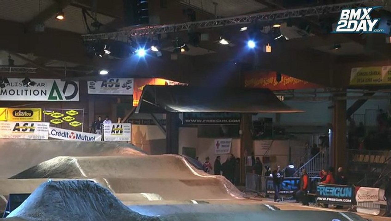 Replay 17e BMX Indoor de St-Etienne - Dimanche 9 décembre 2012 - Partie 2
