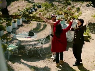 Mutlu Aile Defteri, fragman