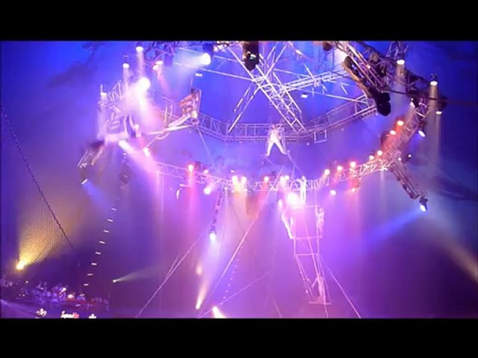 LE CIRQUE