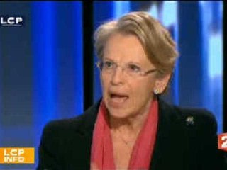 Reportages : Les vacances de Madame Alliot-Marie