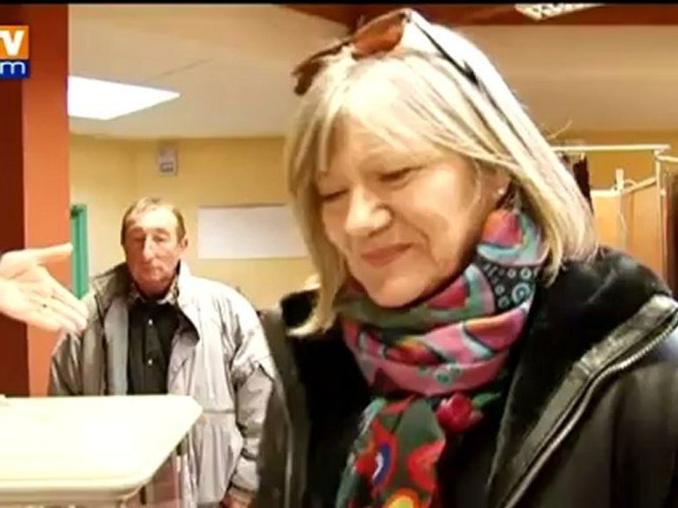 Législatives partielles : à Béziers, l'UMP Elie Aboud largement en tête