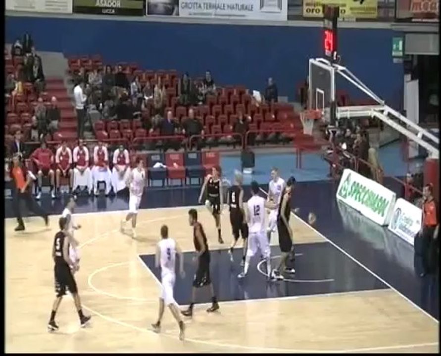 Icaro Sport. Missardi Montecatini-Crabs Rimini 72-63, la partita