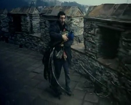 Yeni Türkü - deliler - tabutta rövaşata filminden - kolaj Serbülent Öztürk