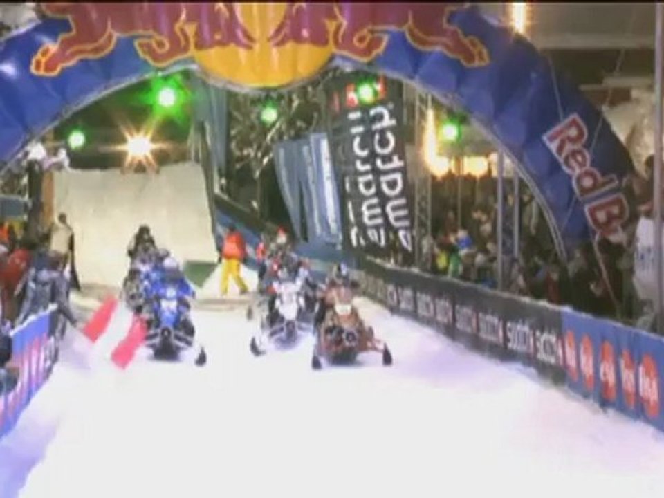 Rb snowmobile: heiße kufen und atemberaubende kurven