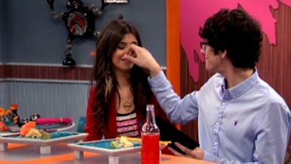 Victorious season 4 Episode 6 - Tori Fixes Beck and Jade