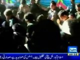 PTI Tsunami left imran khan press conference for food in Mailsi