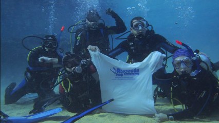 60 Minutes OR 60 Bar.