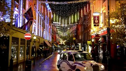 Londres s'illumine pour Noël
