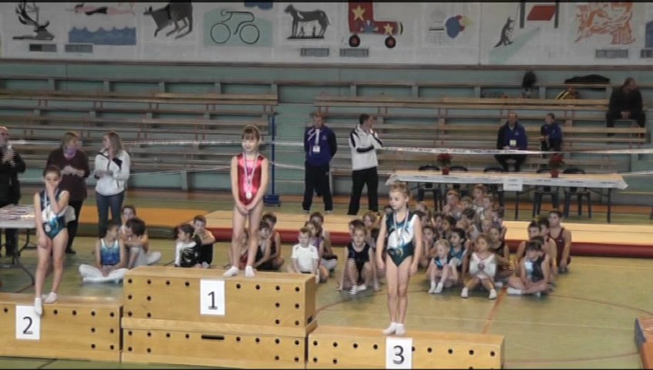 Noélie - Trampo 2012 12 16 - Open de Moselle à Thionville