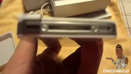 Türk İşi Çakma İPhone 4s . İçinde Sadece Low Battery Gösterebilecek Düzenek Kurulu :D