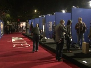 Barbra Streisand hits the carpet at "The Guilt Trip" premiere