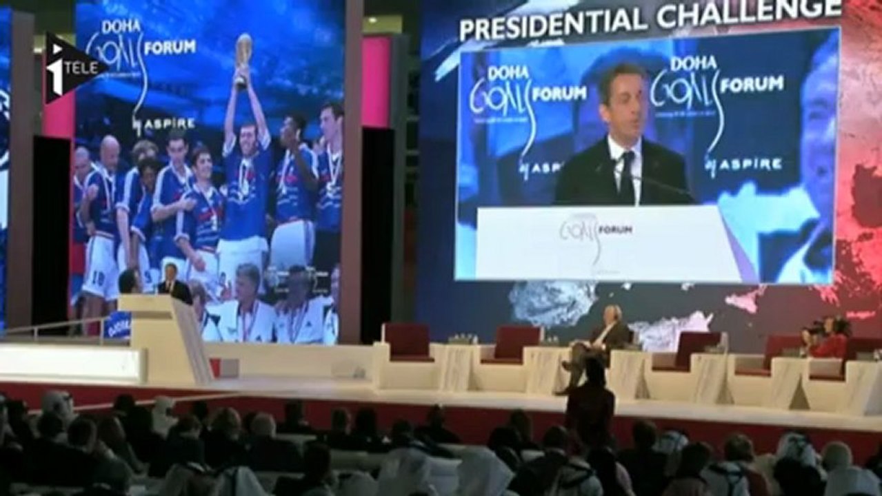 Nicolas Sarkozy parle sport à Doha