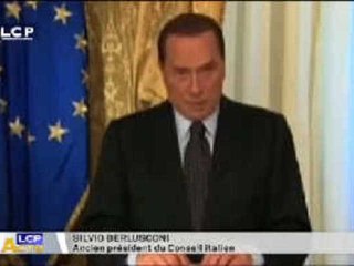 Reportages : Italie : Silvio Bersculoni fait son retour, Mario Monti s'en va