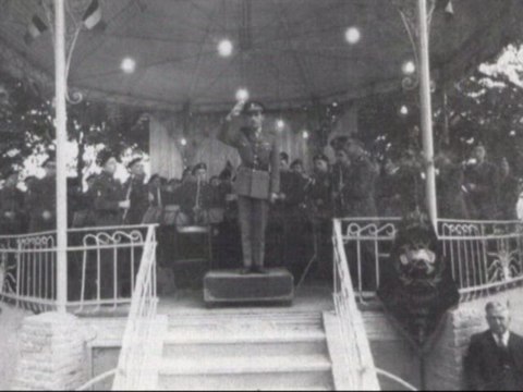 Marche du 1er Régiment de Ligne Quinet Marche des Croix de Feu de Belgique Musiques des Guides