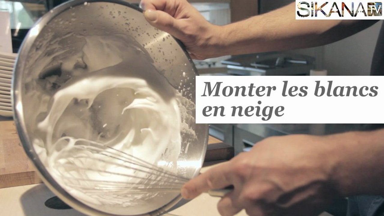 Voici la technique infaillible et méconnue pour monter vos blancs en neige  sans batteur ni fouet 