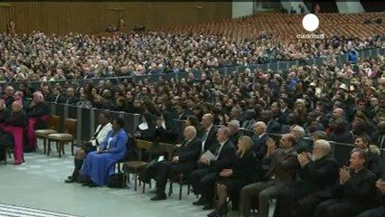 Il Papa ha inviato il suo primo tweet