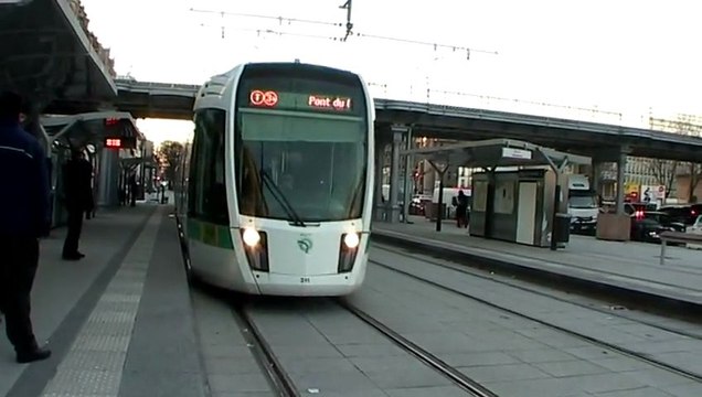 Porte de Vincennes : inauguration du prolongement du tramway T3 Pont du Garigliano à la porte de la Chapelle 15 décembre 2012