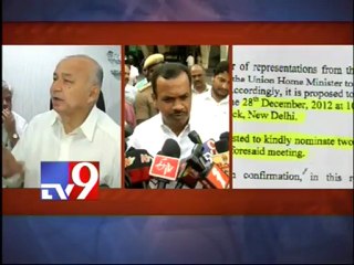 Telangana MPs wasting time - Komatireddy