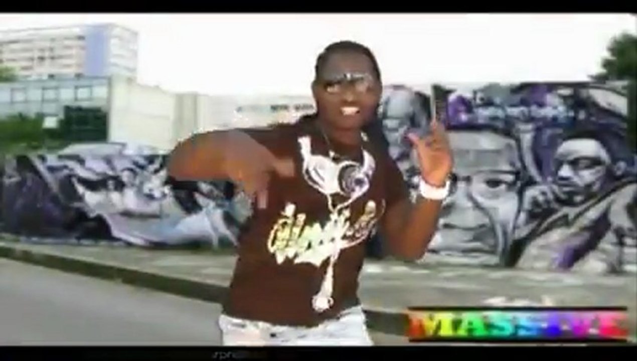 BLACK 974   -   Tsaplo (coupé décalé gasy)