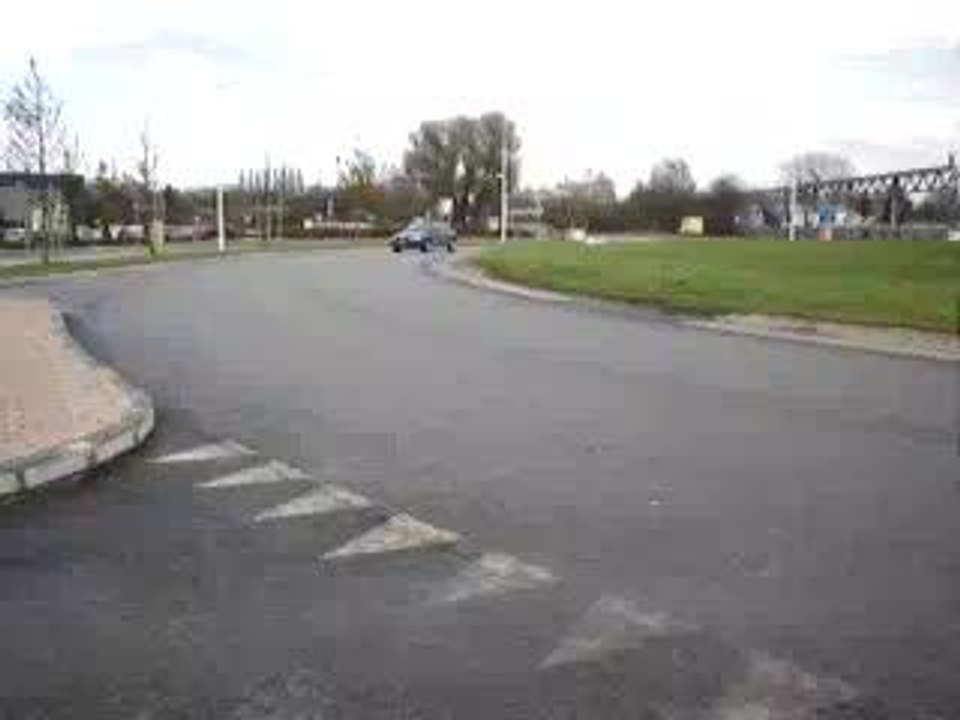 peugeot 306 1.9D rond point