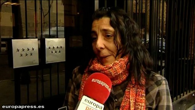 Madre e hijas encerradas en IVIMA para no perder su casa