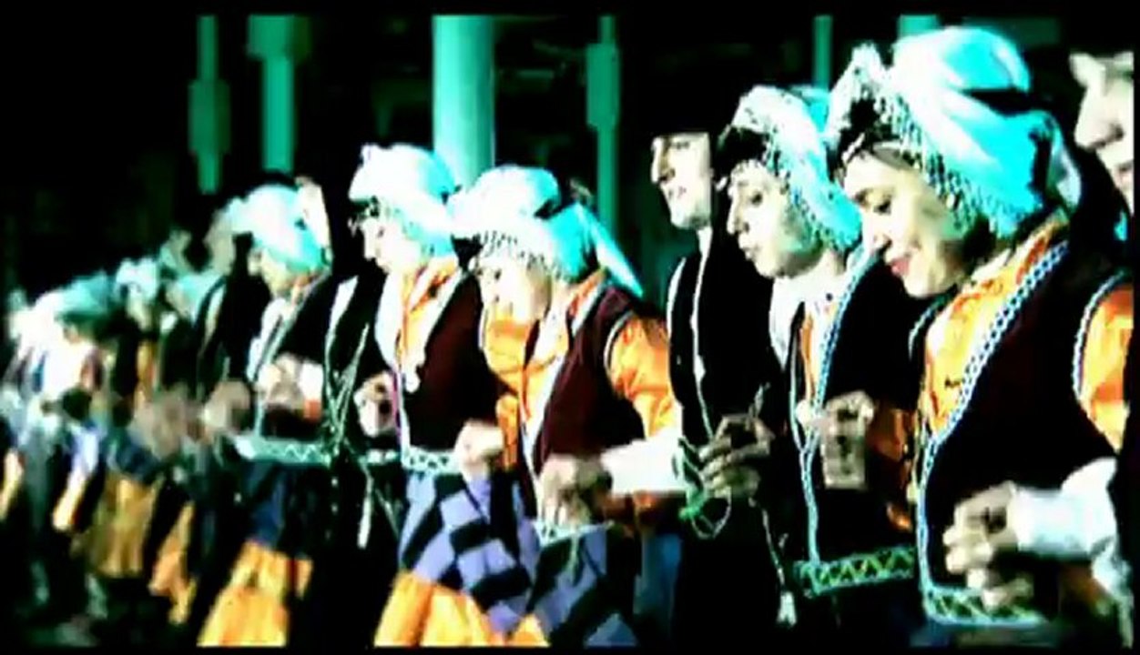 Songül Karlı - Bir Yana