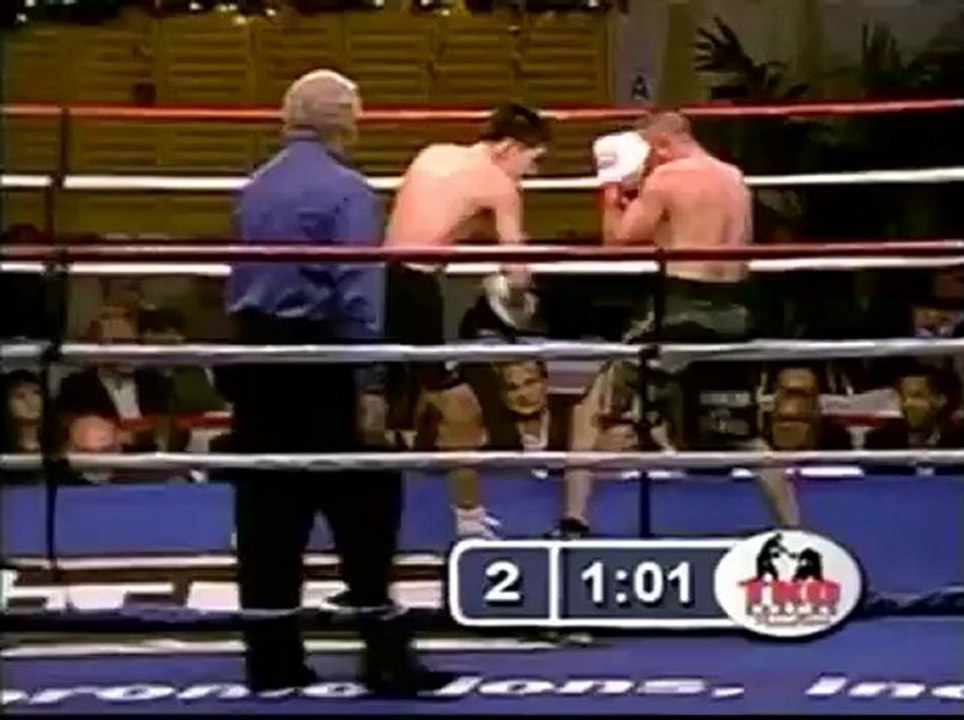 2009-12-17 Leo Santa Cruz vs Juan Jose Beltran