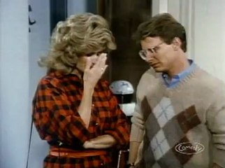 Newhart 45 "Tell A Lie, Get A Check"