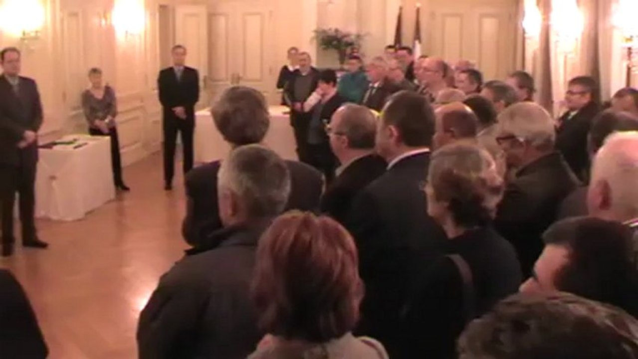 HOMMAGE AUX BENEVOLES