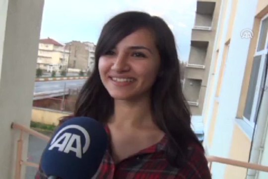 Polis telsizi anonsuyla evlenme teklifi