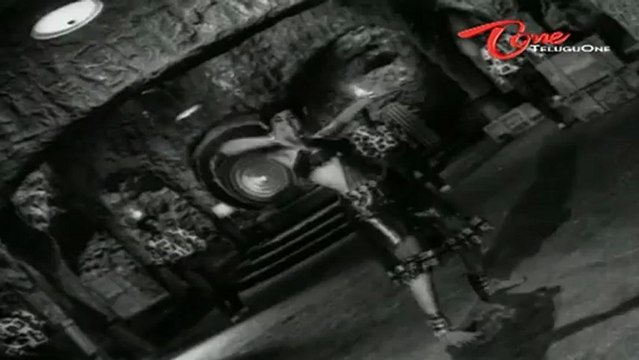 Takkari Donga Chakkani Chukka Songs - Killadi Mamayya - Krishna - Vijaya Nirmala