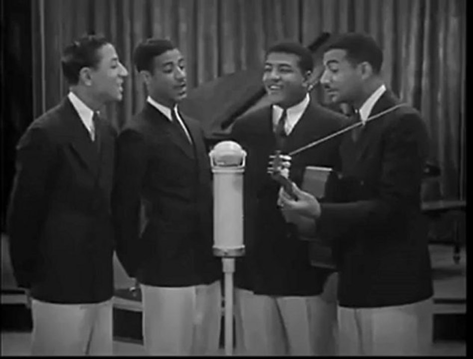 The Mills Brothers sing I Heard (rare 1934 clip)