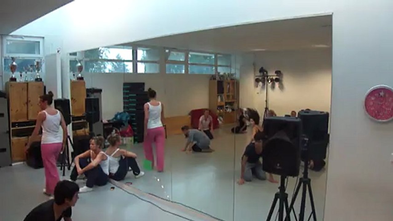 usher grands 3 (dans miroir) 2011