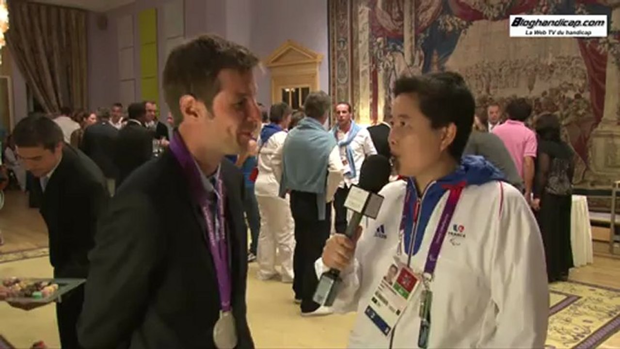 Grégory Cuilleron repond a Thu Kamkasomphou depuis la residence de l'Ambassadeur de France a Londres