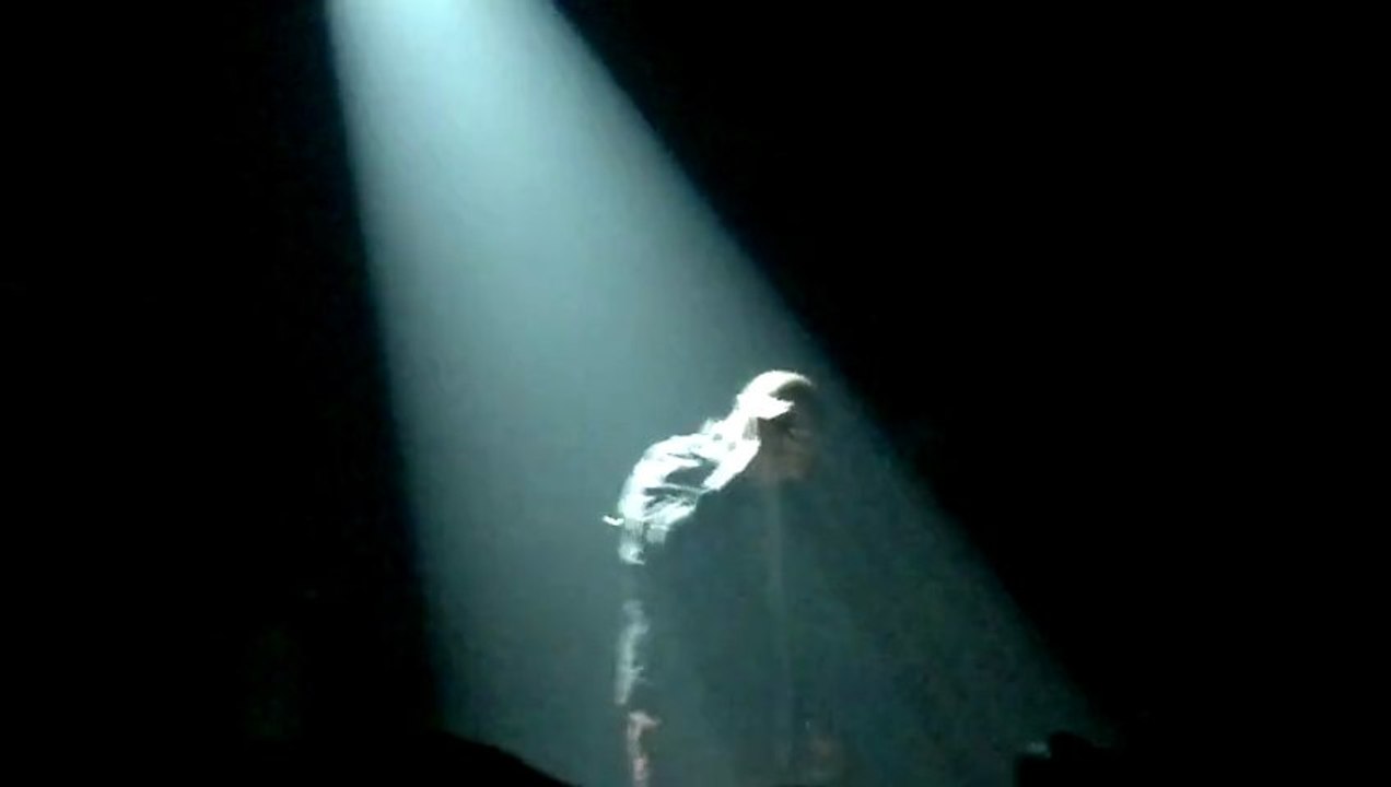 Oxmo puccino - Intro Live Toucher L'horizon - Les docks Swiss 2012