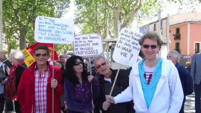 AGDE - 2012 - La Fête du Travail ... à Gauche ...des remparts ... le 1 er Mai 2012