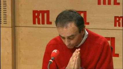 "La Chronique d'Eric Zemmour" : le modéré Morsi a tombé le masque