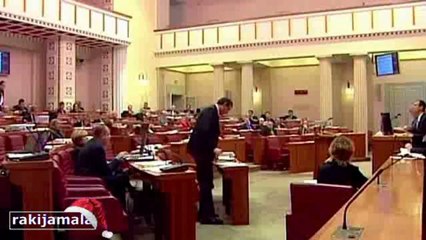 Nenad Stazić o glasanju mrtvih!