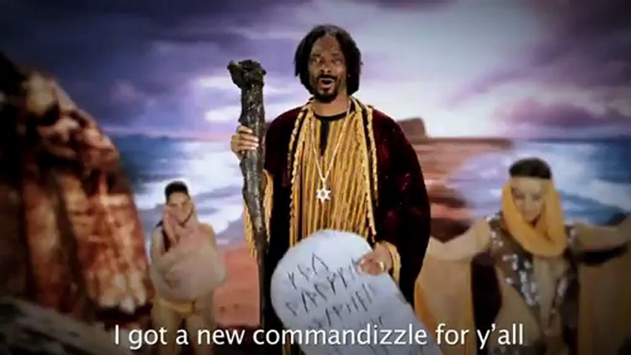 Moses vs Santa Claus. Epic Rap Battles of History Season 2