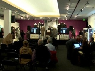 Greta Garbo's possessions fetch high prices at auction