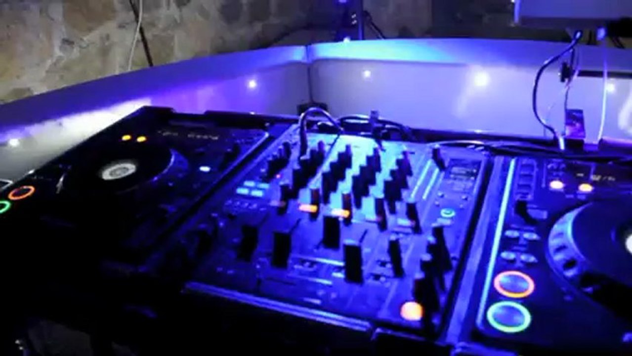 Cabine dj prestige avec Djproconcept