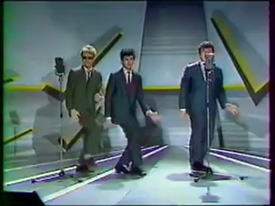 - les Costars (83)- "" je te veux ""