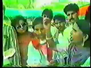 Why People Love Altaf Hussain ? MQM - Muft Bazaar 3 of 4