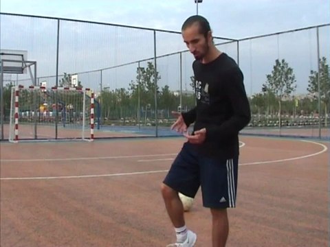 Cateva detalii despre cum sa sutezi la poarta - Fotbal - Alexandru AL Stan