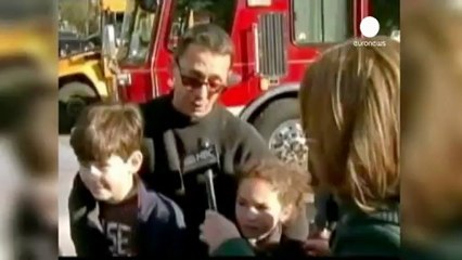 Relatos del peor tiroteo registrado en una escuela de...