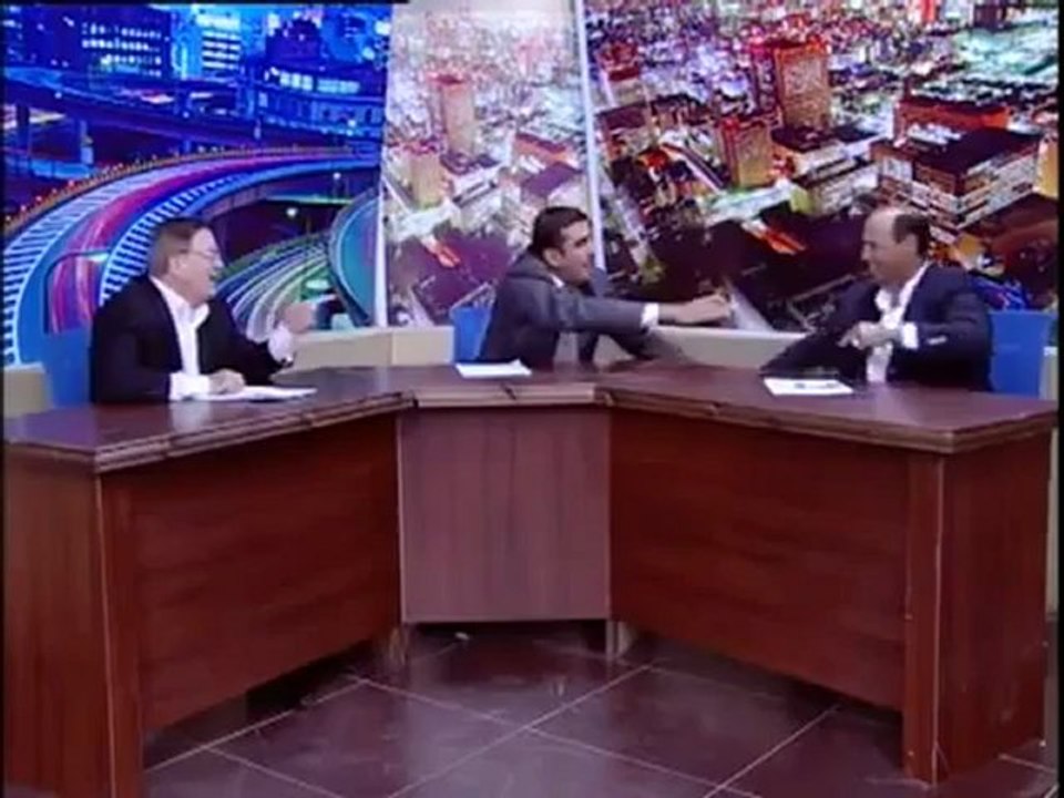 Jordanie - Josat TV  : Jet de chaussure et dégainage de revolver
