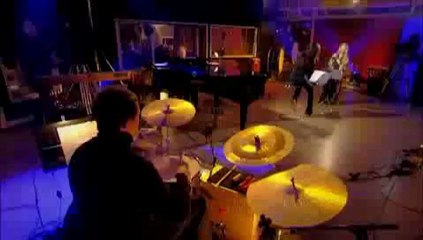 Lara Fabian  &  Sophia  Essaidi  - Immagine -  In Live  -  2012 -